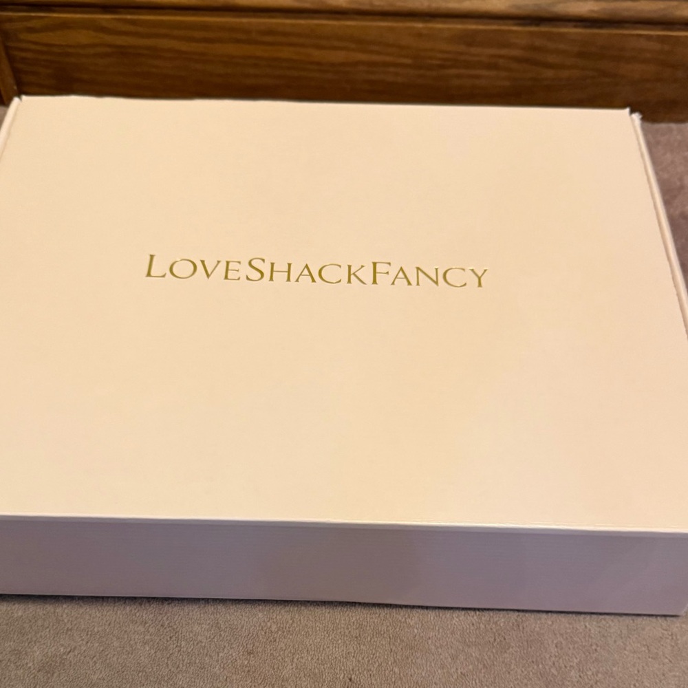 LoveShackFancy empty pink Gift Box - Picture 5 of 8
